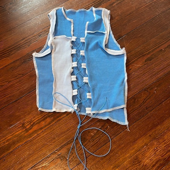 Women’s Two Toned Blue Tank Top Size S - Picture 1 of 5